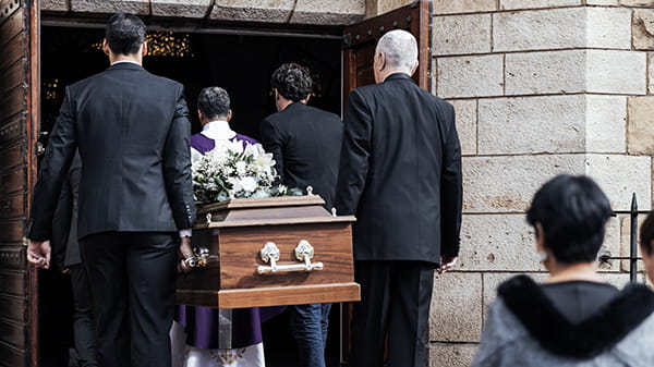International shipping of ashes and bodies by Bergen Funeral Service Trusted mortuary transportation service for shipping ashes and bodies globally
